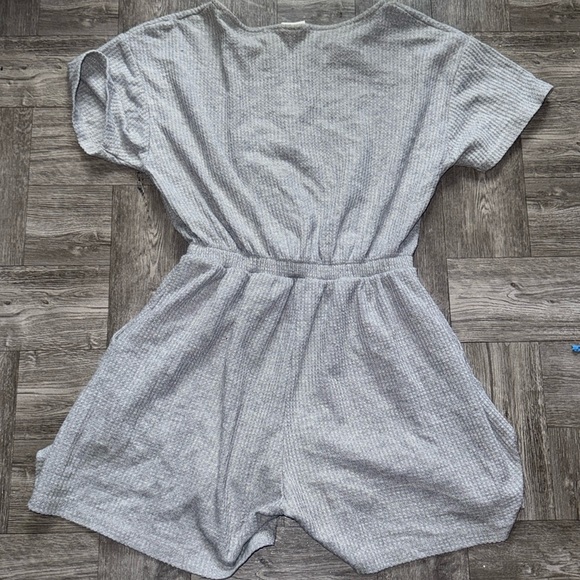 Zara girls rompers TWO - Picture 5 of 5